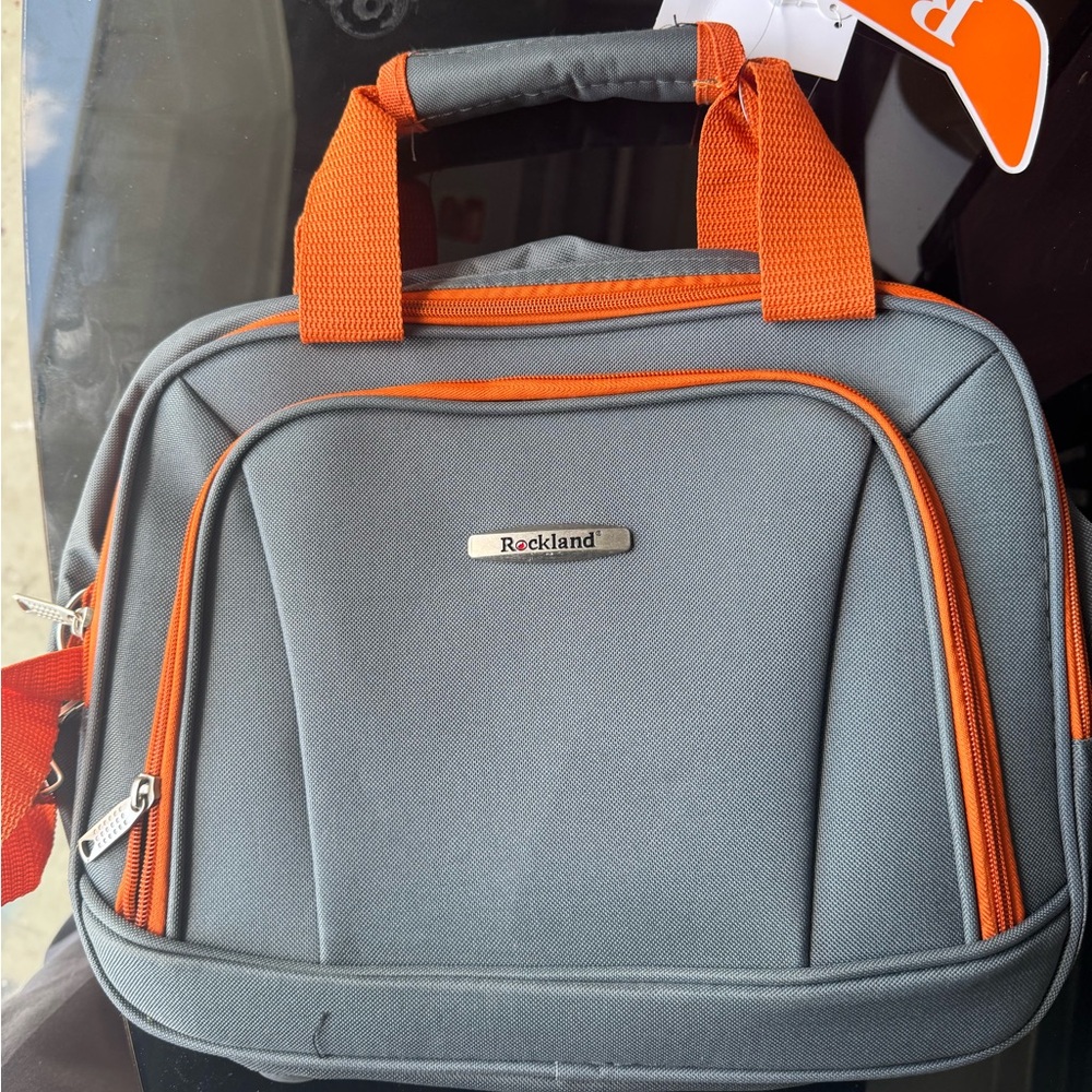 Rockland Luggage Carry On Bag Grey With Orange Accents NWT Gift - Picture 2 of 6